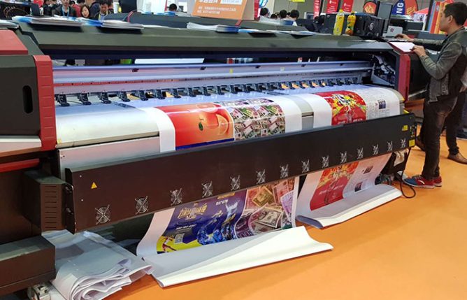 in bat thuong su dung may in muc dau